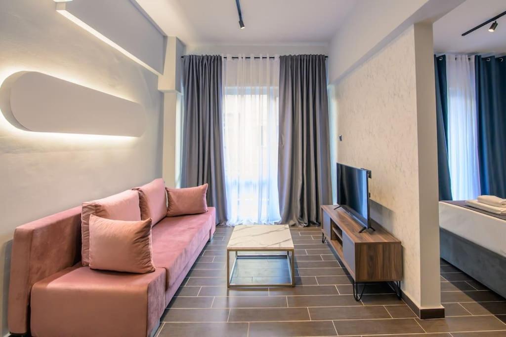 Luxury Central Apartment 4,1 Лариса Экстерьер фото